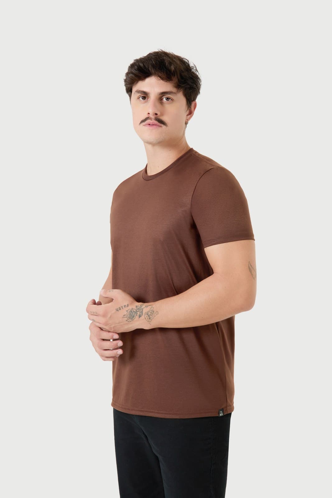 Camiseta Malha PP Marrom — Doce Helene